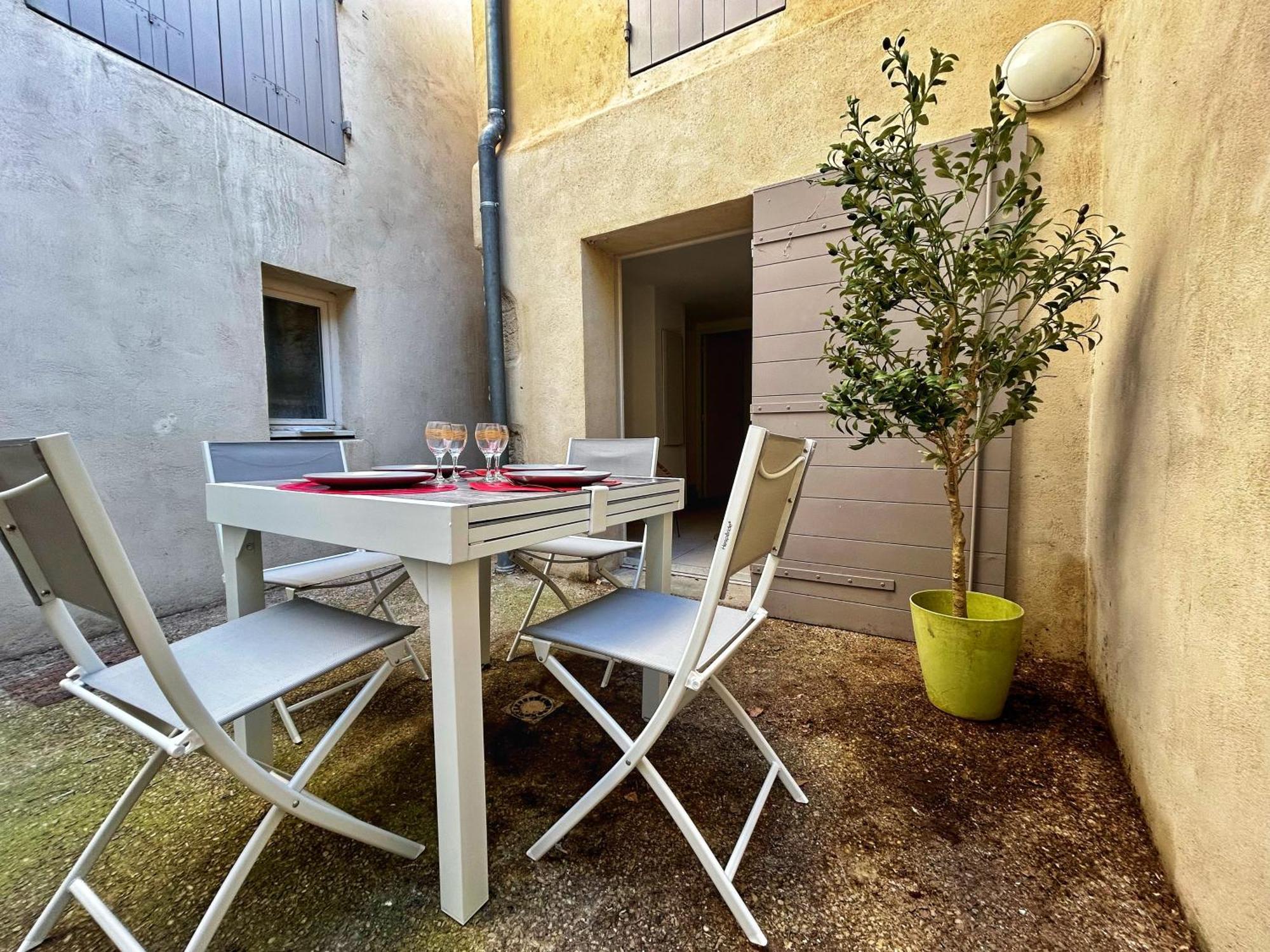 Terracotta Tranquility Apartment Arles Exterior foto
